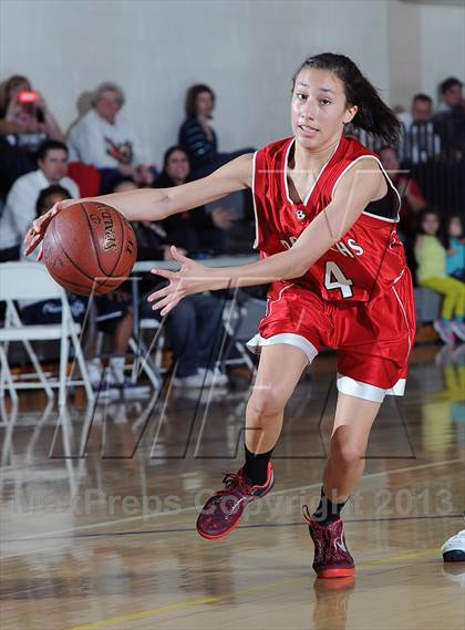 Thumbnail 1 in FR: Burroughs vs. La Canada (Burbank Tip Off Classic) photogallery.