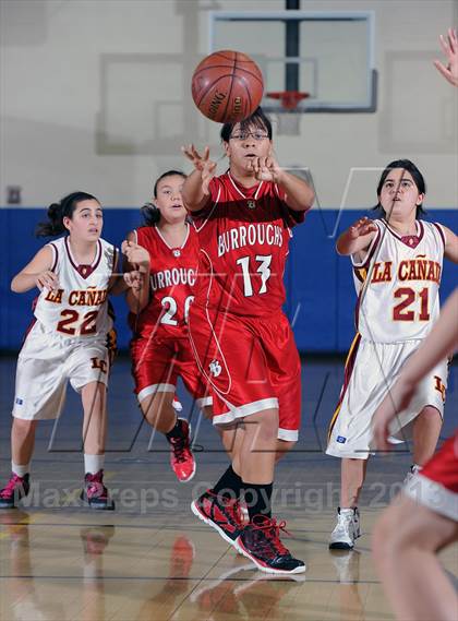 Thumbnail 1 in FR: Burroughs vs. La Canada (Burbank Tip Off Classic) photogallery.