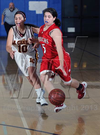 Thumbnail 1 in FR: Burroughs vs. La Canada (Burbank Tip Off Classic) photogallery.