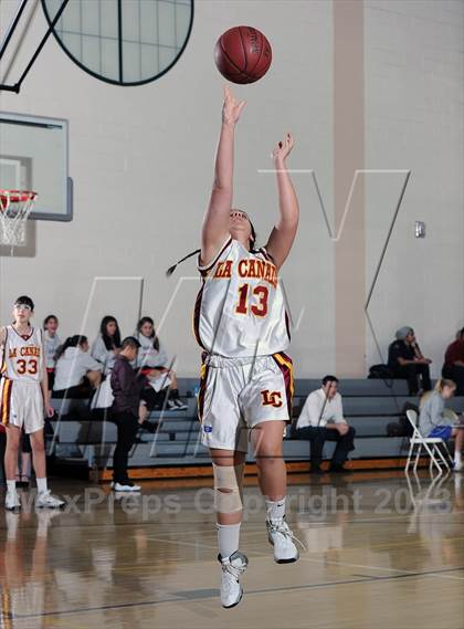 Thumbnail 1 in FR: Burroughs vs. La Canada (Burbank Tip Off Classic) photogallery.