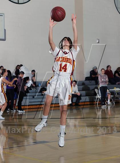 Thumbnail 2 in FR: Burroughs vs. La Canada (Burbank Tip Off Classic) photogallery.