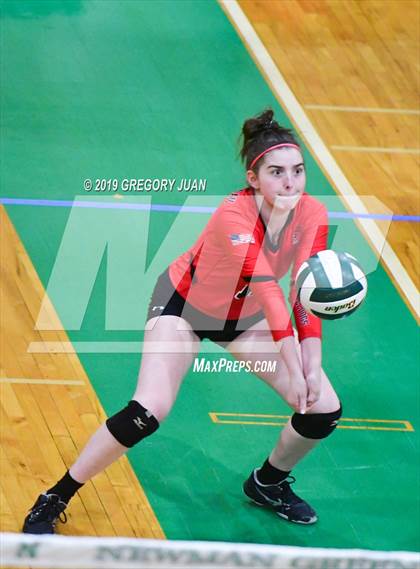 Thumbnail 3 in Fontainebleau vs Haynes Academy (Newman Tournament) photogallery.