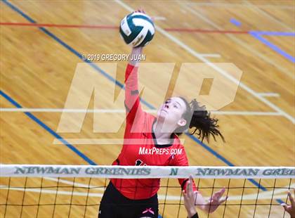 Thumbnail 2 in Fontainebleau vs Haynes Academy (Newman Tournament) photogallery.