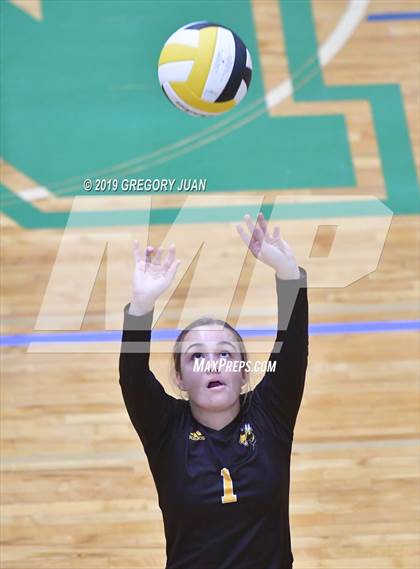 Thumbnail 1 in Fontainebleau vs Haynes Academy (Newman Tournament) photogallery.