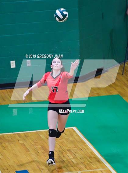 Thumbnail 3 in Fontainebleau vs Haynes Academy (Newman Tournament) photogallery.