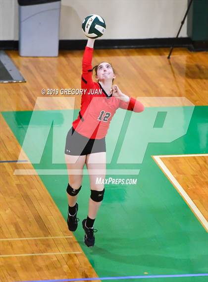 Thumbnail 1 in Fontainebleau vs Haynes Academy (Newman Tournament) photogallery.