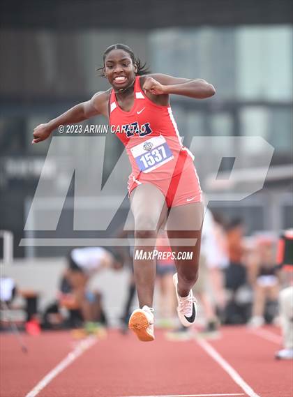 Thumbnail 3 in UIL 4A Track & Field Finals  photogallery.