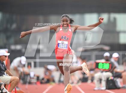 Thumbnail 1 in UIL 4A Track & Field Finals  photogallery.