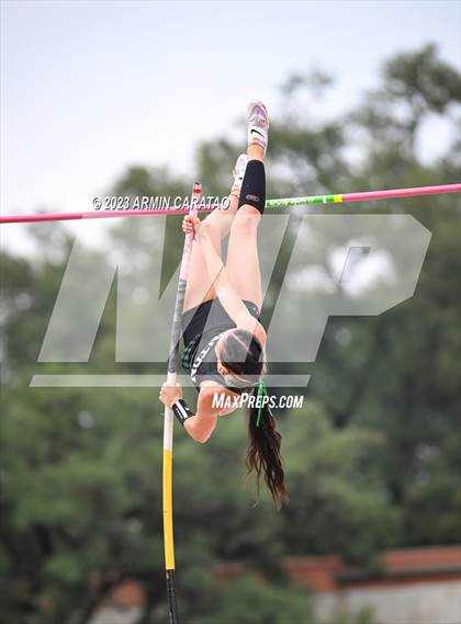 Thumbnail 3 in UIL 4A Track & Field Finals  photogallery.