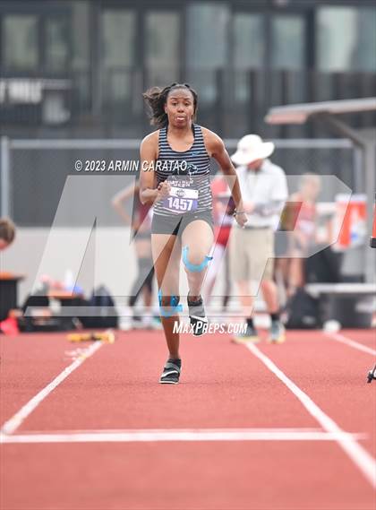 Thumbnail 2 in UIL 4A Track & Field Finals  photogallery.