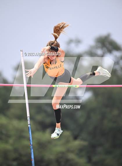 Thumbnail 1 in UIL 4A Track & Field Finals  photogallery.