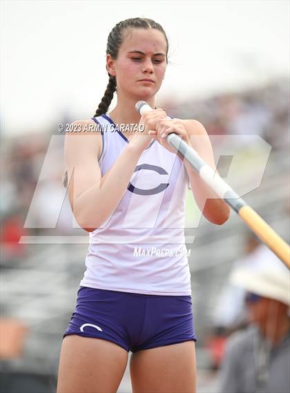 Thumbnail 1 in UIL 4A Track & Field Finals  photogallery.