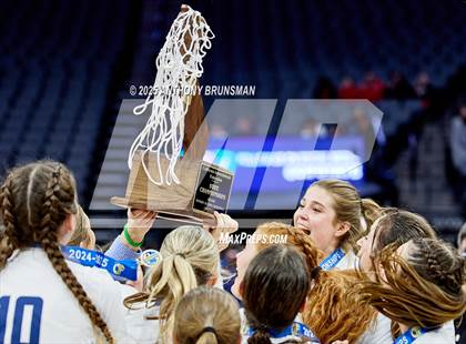 Thumbnail 3 in Marin Catholic vs. Mater Dei Catholic (CIF State D3 Final) photogallery.