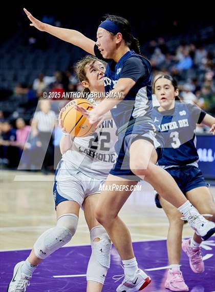 Thumbnail 3 in Marin Catholic vs. Mater Dei Catholic (CIF State D3 Final) photogallery.