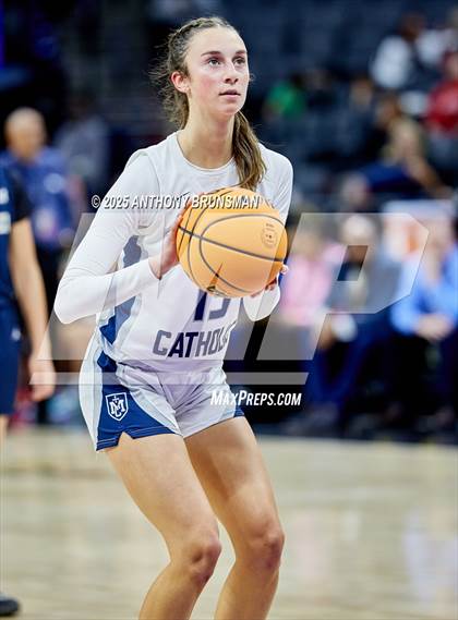 Thumbnail 2 in Marin Catholic vs. Mater Dei Catholic (CIF State D3 Final) photogallery.