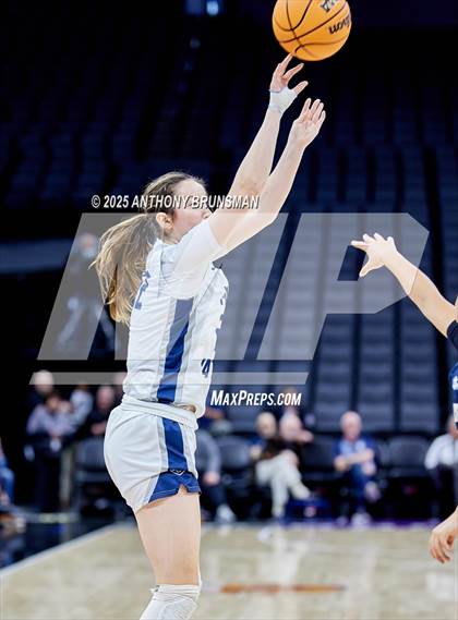 Thumbnail 3 in Marin Catholic vs. Mater Dei Catholic (CIF State D3 Final) photogallery.