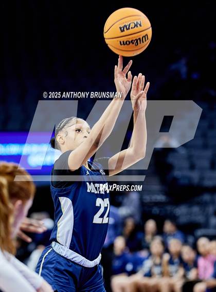 Thumbnail 2 in Marin Catholic vs. Mater Dei Catholic (CIF State D3 Final) photogallery.
