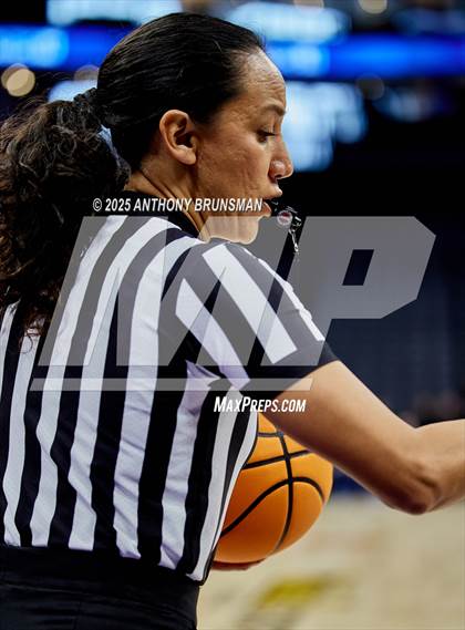 Thumbnail 2 in Marin Catholic vs. Mater Dei Catholic (CIF State D3 Final) photogallery.