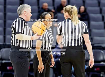 Thumbnail 2 in Marin Catholic vs. Mater Dei Catholic (CIF State D3 Final) photogallery.