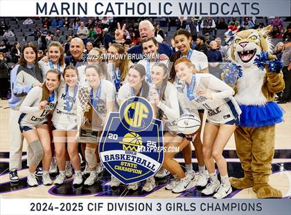 Thumbnail 2 in Marin Catholic vs. Mater Dei Catholic (CIF State D3 Final) photogallery.