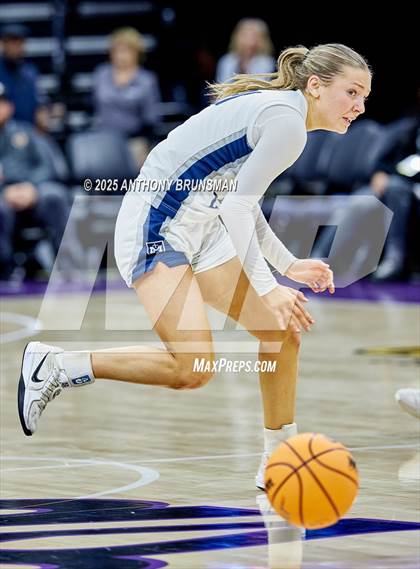 Thumbnail 2 in Marin Catholic vs. Mater Dei Catholic (CIF State D3 Final) photogallery.