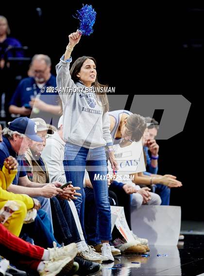 Thumbnail 3 in Marin Catholic vs. Mater Dei Catholic (CIF State D3 Final) photogallery.