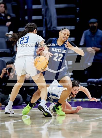 Thumbnail 1 in Marin Catholic vs. Mater Dei Catholic (CIF State D3 Final) photogallery.