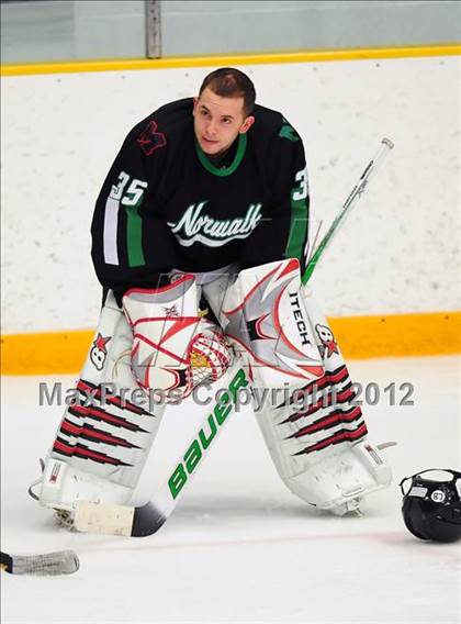 Thumbnail 1 in Norwalk/McMahon @ New Fairfield/Immaculate photogallery.