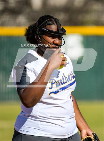 Thumbnail 1 in Pflugerville vs. McCollum photogallery.