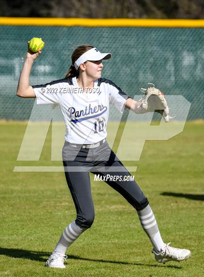 Thumbnail 1 in Pflugerville vs. McCollum photogallery.