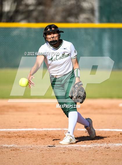 Thumbnail 3 in Pflugerville vs. McCollum photogallery.