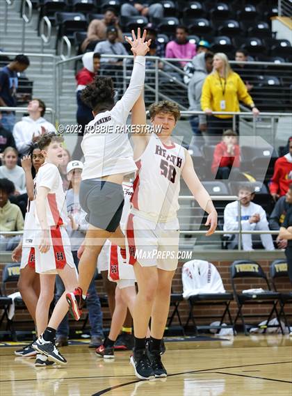 Thumbnail 2 in Duncanville @ Rockwall-Heath (UIL 6A Region II BB Area Playoff) photogallery.