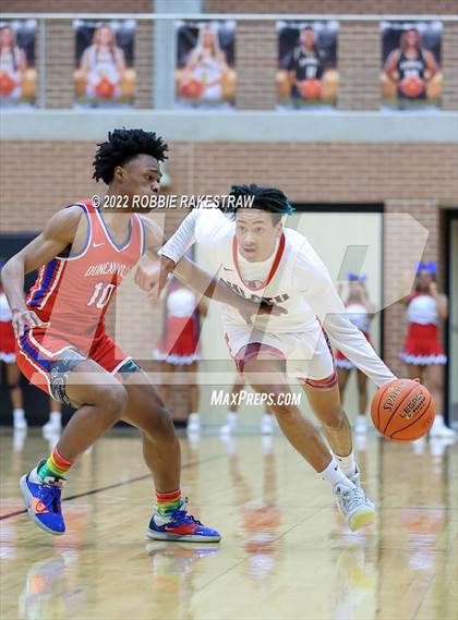 Thumbnail 2 in Duncanville @ Rockwall-Heath (UIL 6A Region II BB Area Playoff) photogallery.