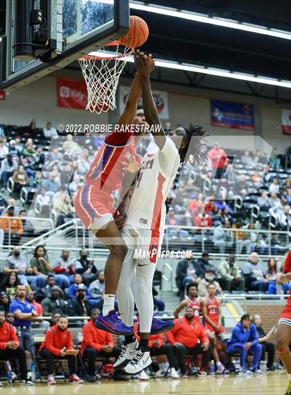 Thumbnail 2 in Duncanville @ Rockwall-Heath (UIL 6A Region II BB Area Playoff) photogallery.