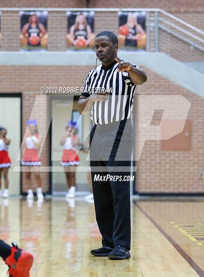 Thumbnail 1 in Duncanville @ Rockwall-Heath (UIL 6A Region II BB Area Playoff) photogallery.