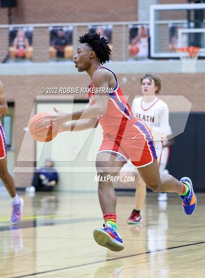 Thumbnail 2 in Duncanville @ Rockwall-Heath (UIL 6A Region II BB Area Playoff) photogallery.