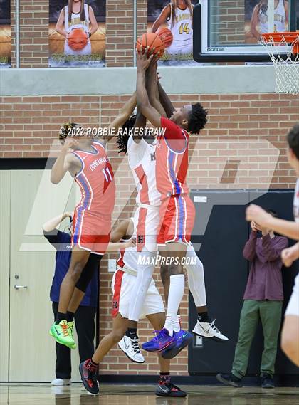 Thumbnail 2 in Duncanville @ Rockwall-Heath (UIL 6A Region II BB Area Playoff) photogallery.