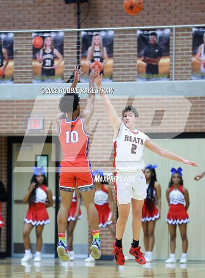 Thumbnail 1 in Duncanville @ Rockwall-Heath (UIL 6A Region II BB Area Playoff) photogallery.