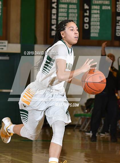 Thumbnail 1 in Edison vs. Vanden (St. Mary's Stockton MLK Showcase) photogallery.