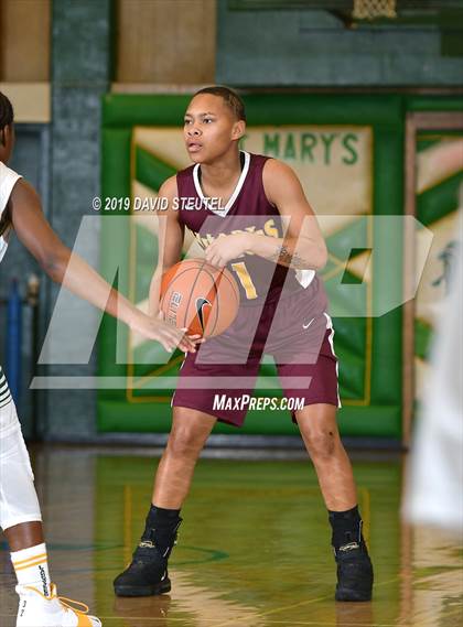 Thumbnail 2 in Edison vs. Vanden (St. Mary's Stockton MLK Showcase) photogallery.