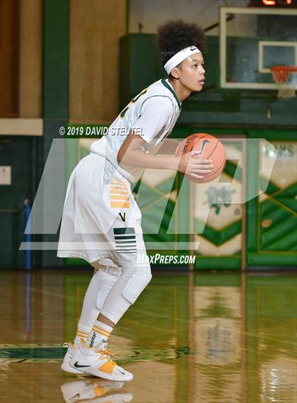 Thumbnail 1 in Edison vs. Vanden (St. Mary's Stockton MLK Showcase) photogallery.