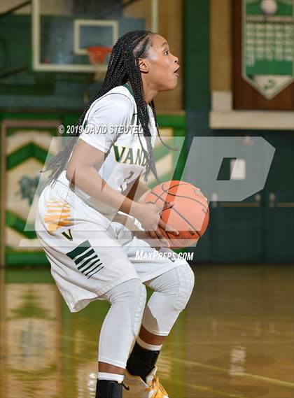 Thumbnail 2 in Edison vs. Vanden (St. Mary's Stockton MLK Showcase) photogallery.