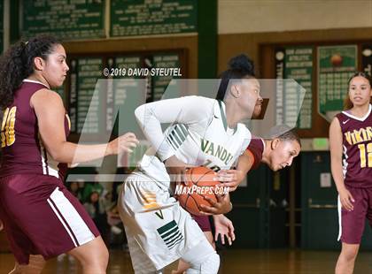 Thumbnail 2 in Edison vs. Vanden (St. Mary's Stockton MLK Showcase) photogallery.