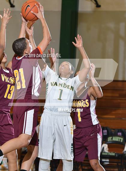 Thumbnail 2 in Edison vs. Vanden (St. Mary's Stockton MLK Showcase) photogallery.