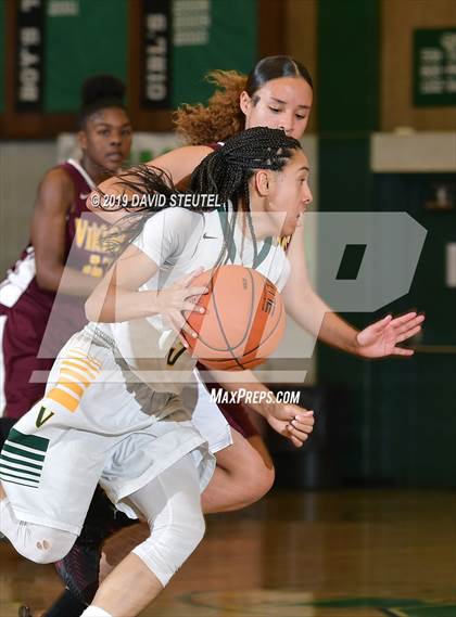 Thumbnail 3 in Edison vs. Vanden (St. Mary's Stockton MLK Showcase) photogallery.
