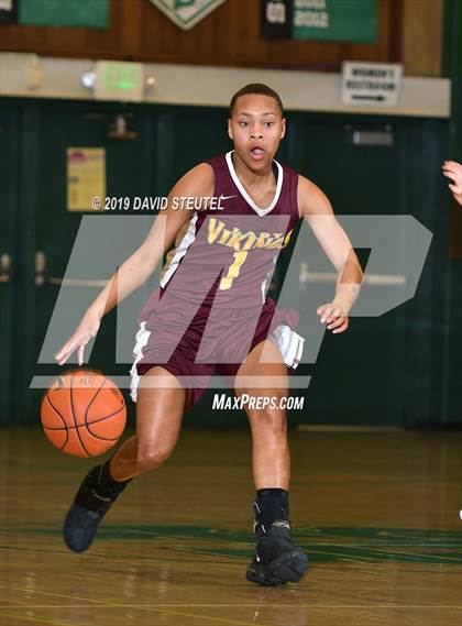 Thumbnail 3 in Edison vs. Vanden (St. Mary's Stockton MLK Showcase) photogallery.