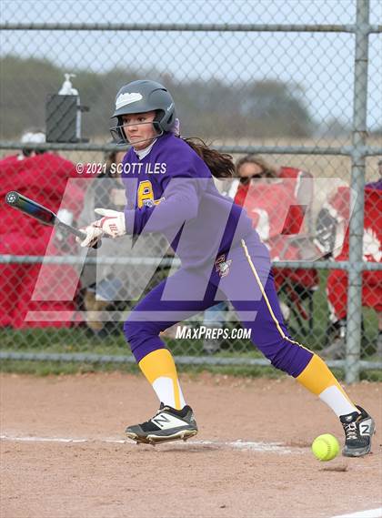 Thumbnail 3 in Bloom-Carroll vs Amanda-Clearcreek photogallery.
