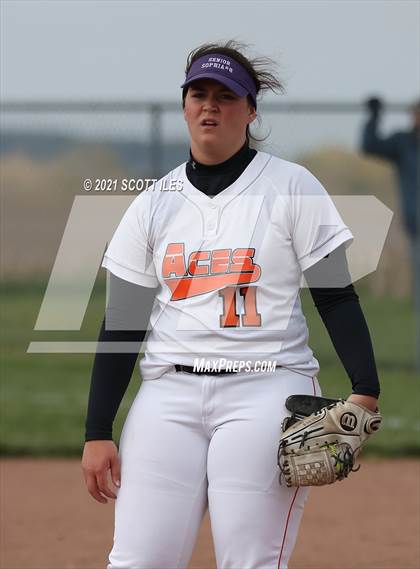 Thumbnail 2 in Bloom-Carroll vs Amanda-Clearcreek photogallery.