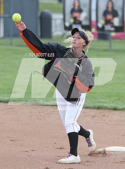 Thumbnail 2 in Bloom-Carroll vs Amanda-Clearcreek photogallery.