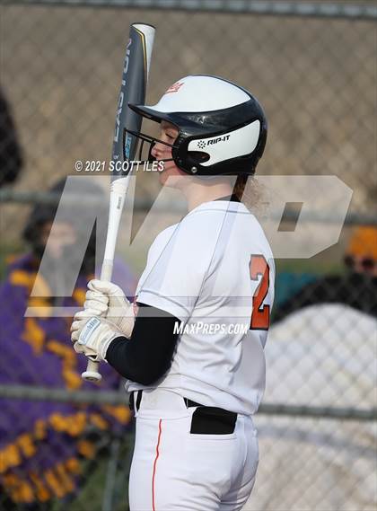 Thumbnail 3 in Bloom-Carroll vs Amanda-Clearcreek photogallery.